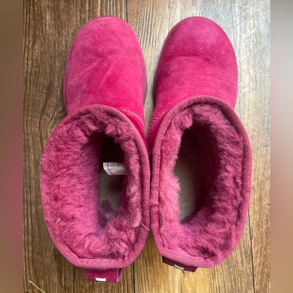 UGG Classic Mini Rustic Weave Pink Sheepskin. Size 8 - Picture 3 of 10